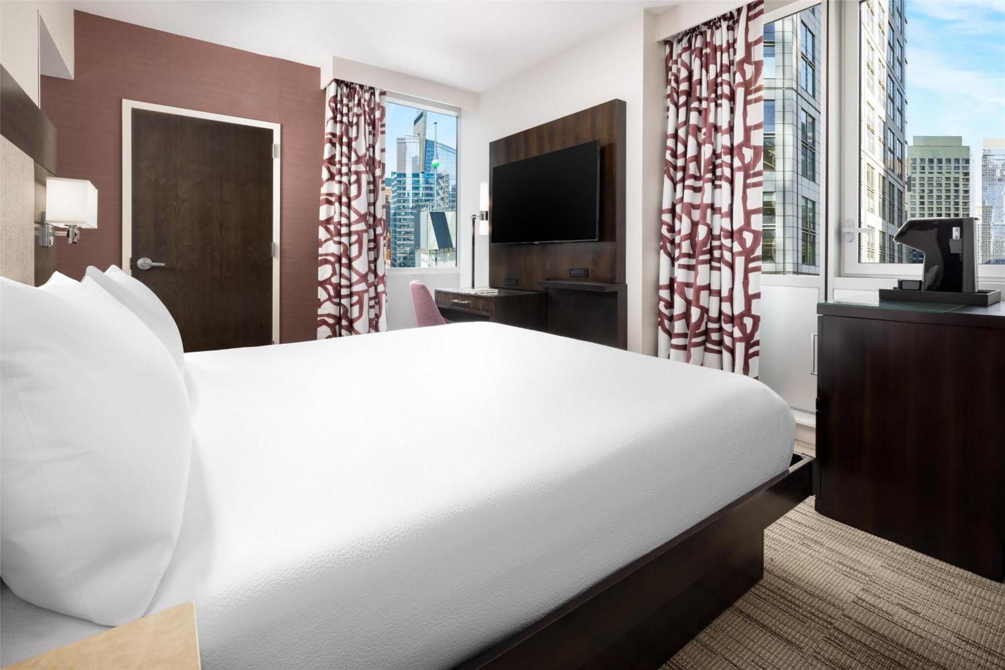 Hilton Garden Times Square Hotel 3*