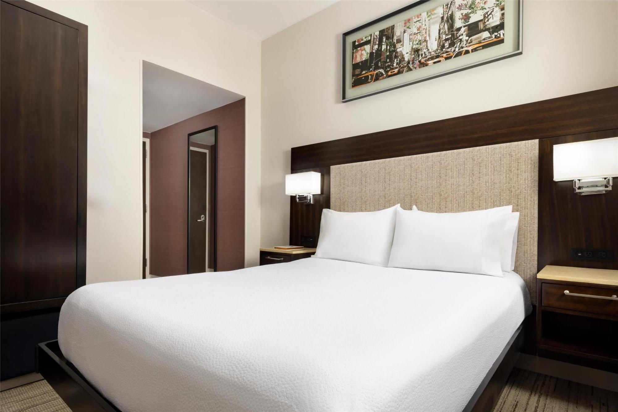 Hotel Hilton Garden Times Square 3*