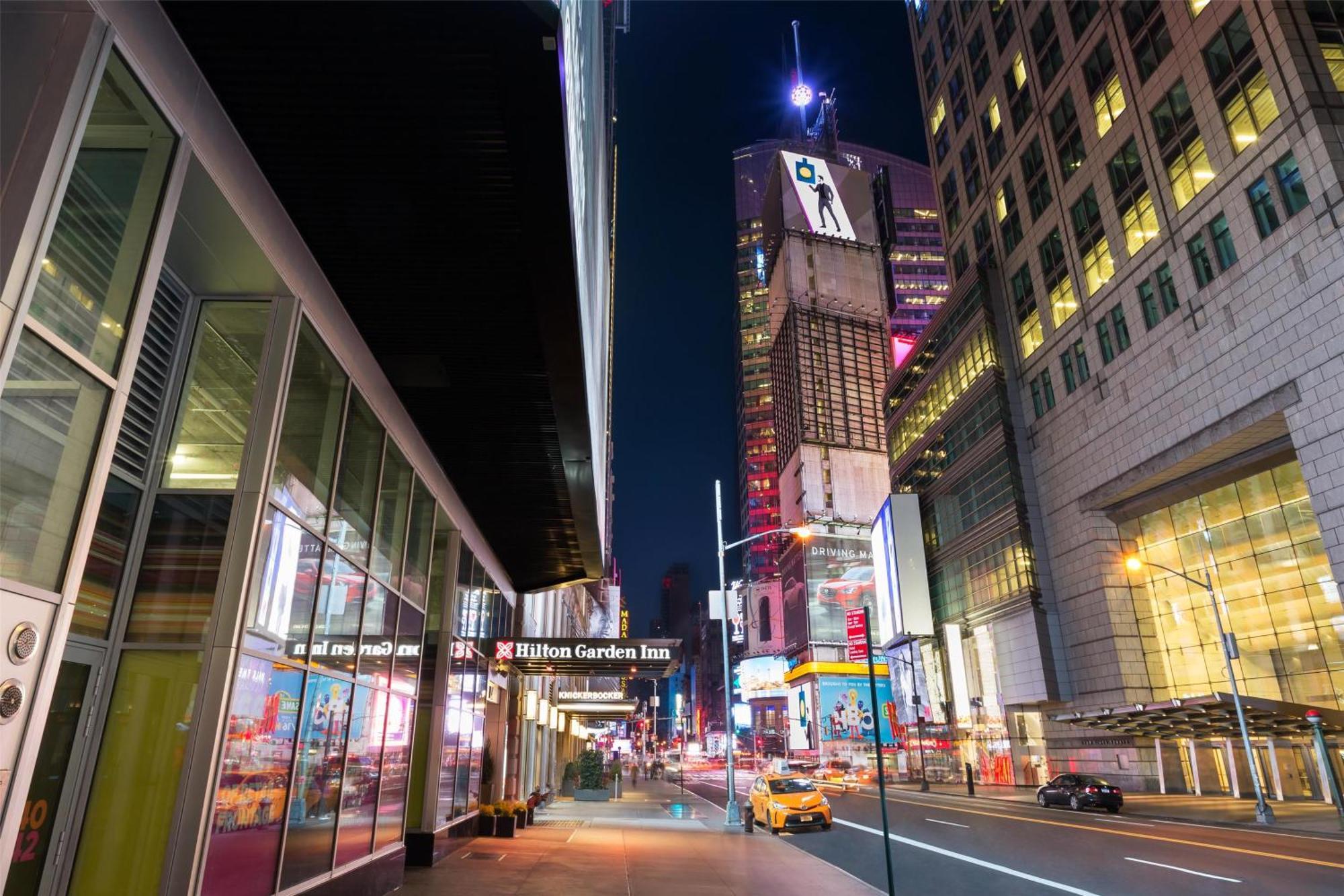 Hilton Garden Times Square 3* New York