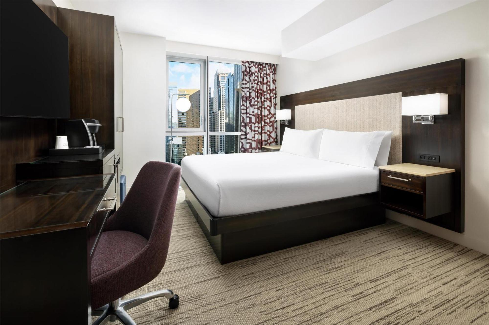 Hilton Garden Times Square New York